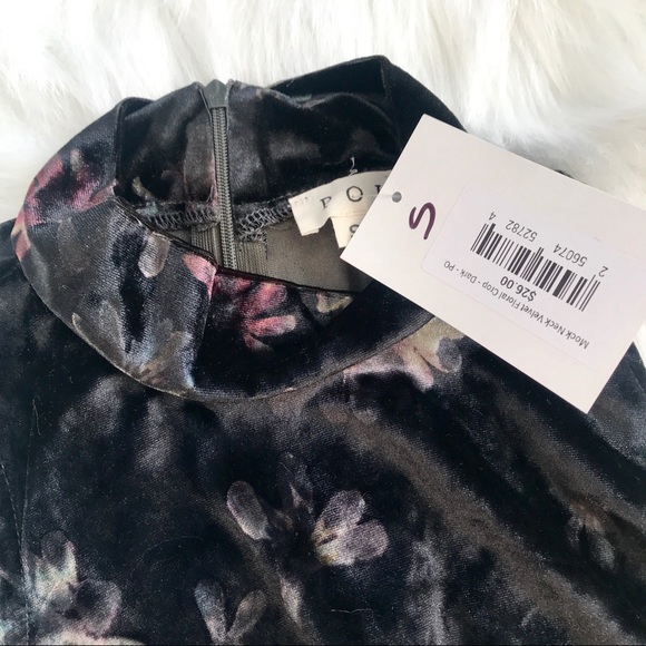 ｖｅｌｖｅｔ  ｆｌｏｒａｌ  ｃｒｏｐ  ｔｏｐ - Picture 4 of 4